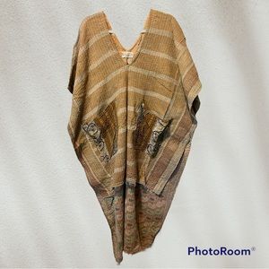 Kantha Bae Hi Lo Tunic